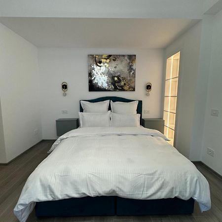 Central Suite Бухарест Экстерьер фото